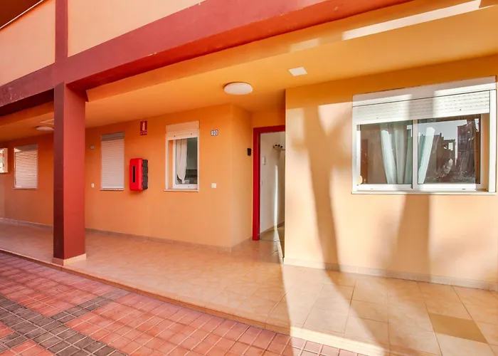 Tinajones * La Oliva