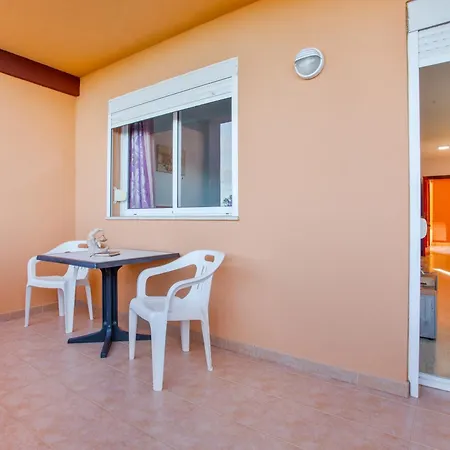 Tinajones Apartamento La Oliva